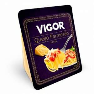 Queijo parmesão fatiado Vigor 200g